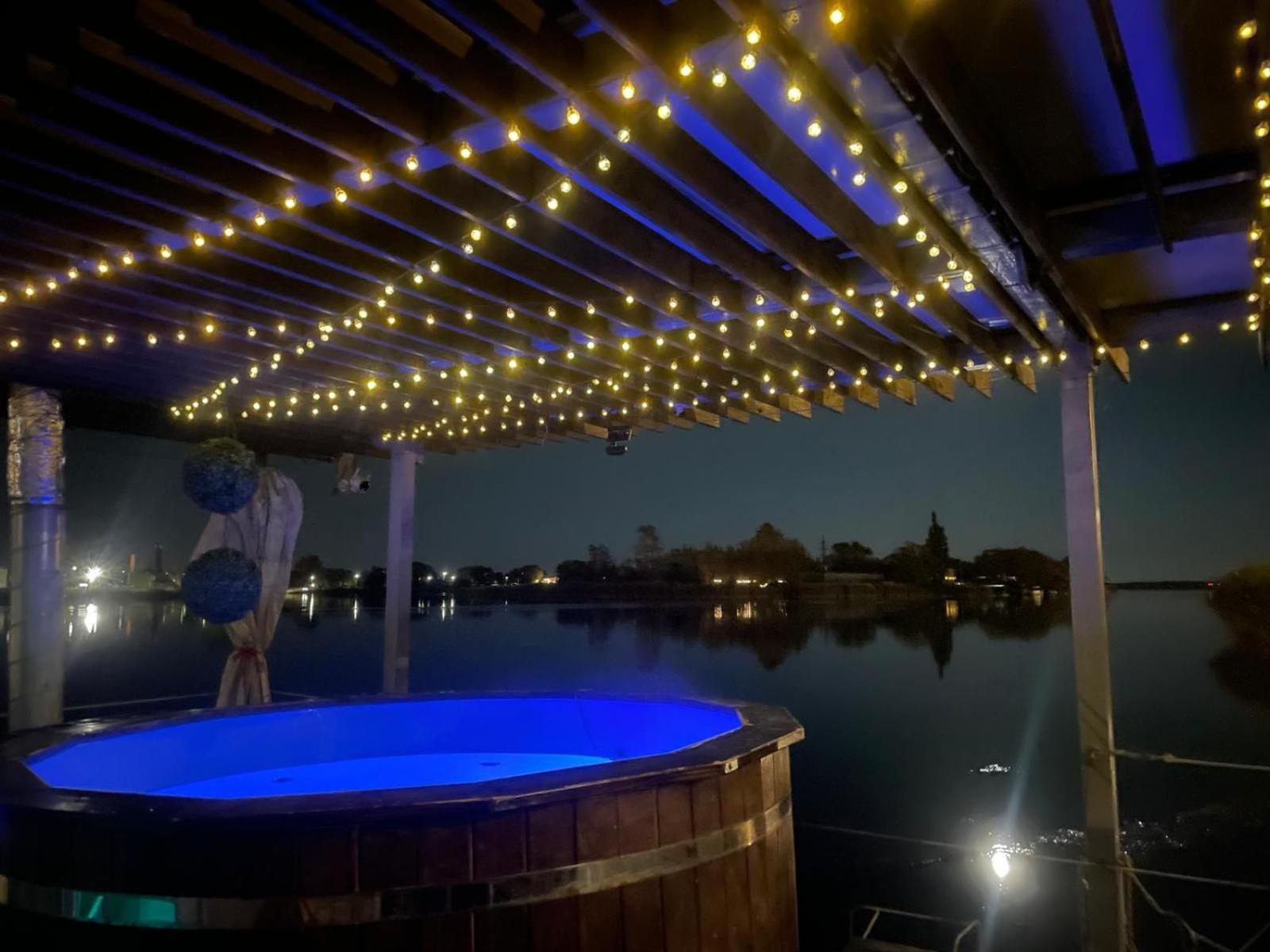Hotel Houseboat On The Water Liepāja Exterior foto