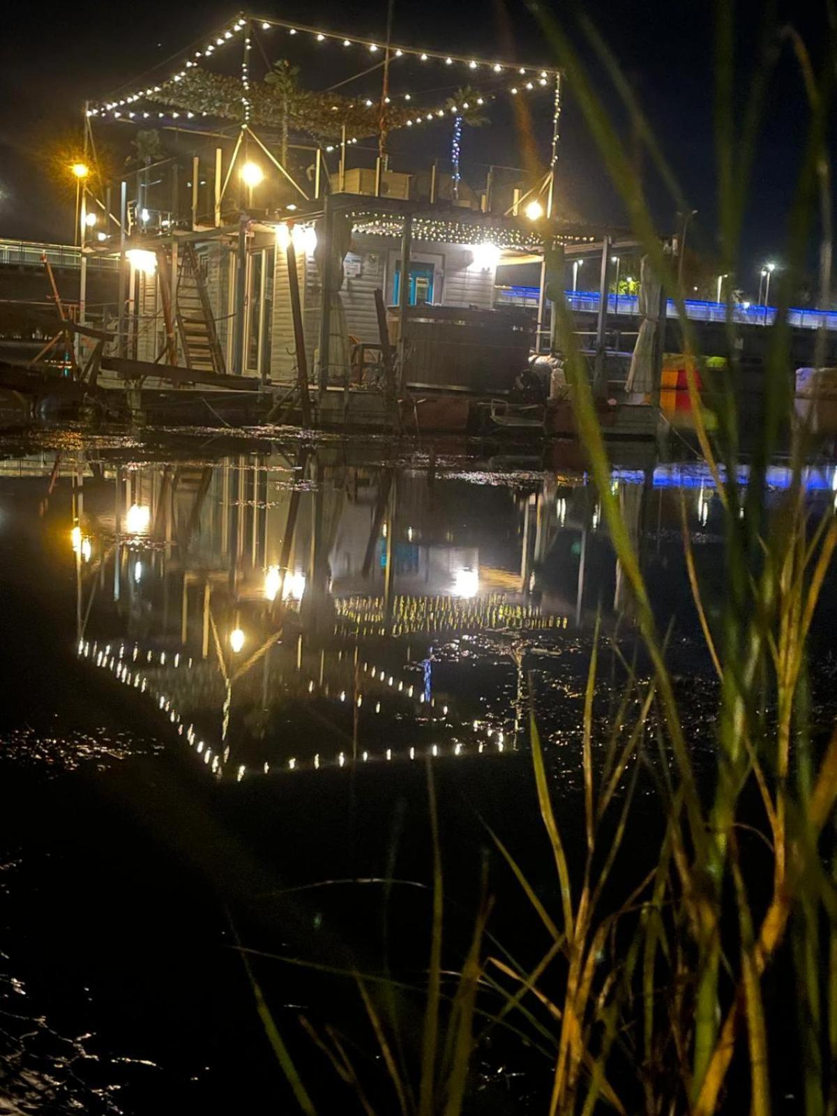 Hotel Houseboat On The Water Liepāja Exterior foto