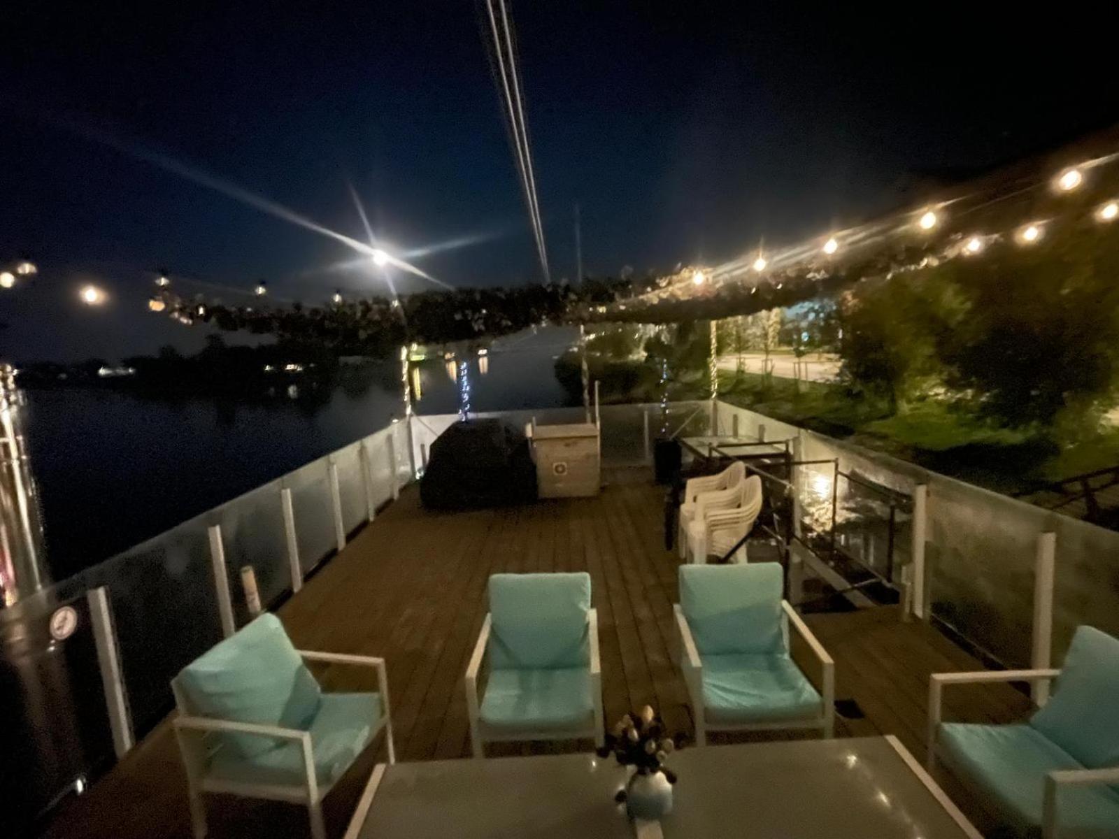 Hotel Houseboat On The Water Liepāja Exterior foto