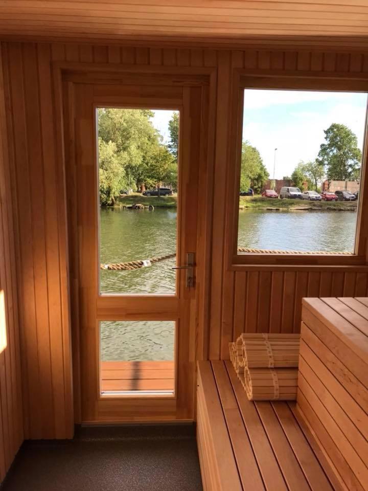 Hotel Houseboat On The Water Liepāja Exterior foto
